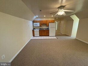 116 Hanover Pike in Reisterstown, MD - Building Photo - Building Photo