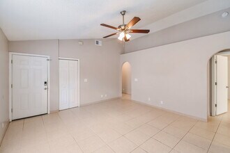 11494 Kimberly Forest Dr in Jacksonville, FL - Building Photo - Building Photo