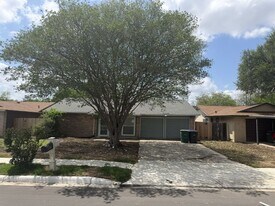 9227 Spring Dawn St in San Antonio, TX - Building Photo