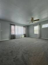 89 Elm St in Clintonville, WI - Building Photo - Building Photo