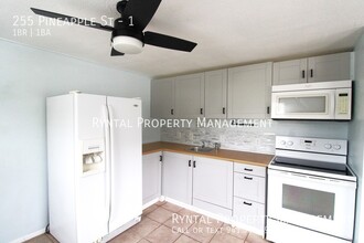 255 Pineapple St-Unit -1 in Englewood, FL - Building Photo - Building Photo