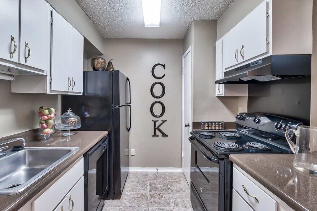 Maison Deville Apartments in Mobile, AL