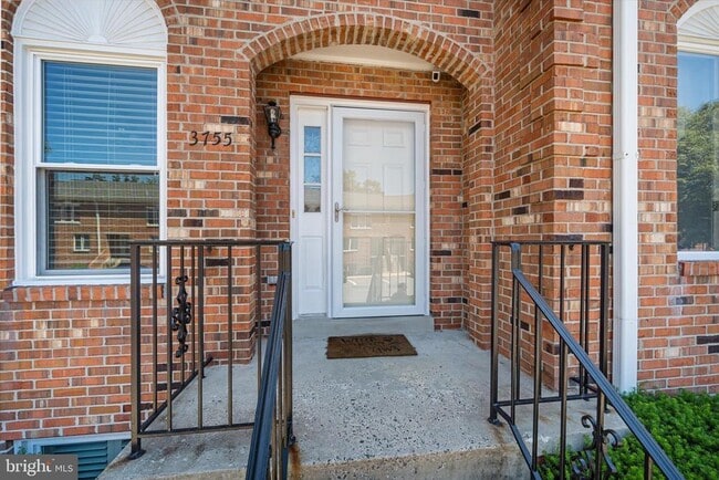 3755 Madison Ln in Falls Church, VA - Building Photo - Building Photo