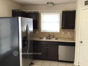 4737 Hollow Tree Dr in Arlington, TX - Building Photo - Building Photo