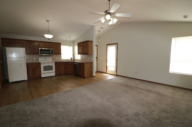 412-414 Brookmont Dr in Manhattan, KS - Building Photo - Building Photo