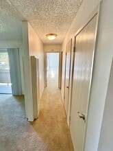 Glen Ellen Manor in Glen Ellen, CA - Foto de edificio - Building Photo