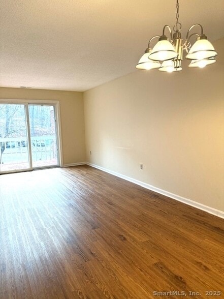 25 Old Turnpike Rd, Unit Building 25 12 in Southington, CT - Building Photo - Building Photo