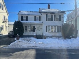 83 Titus St in Cumberland, RI - Building Photo