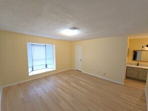 2019 Place Rebecca Ln in Houston, TX - Building Photo - Building Photo