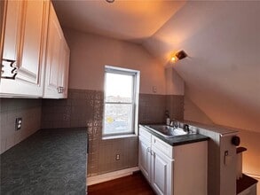 72 Courtland St in Providence, RI - Building Photo - Building Photo