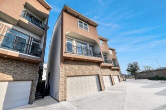 146 Carson Ct in Houston, TX - Building Photo - Building Photo