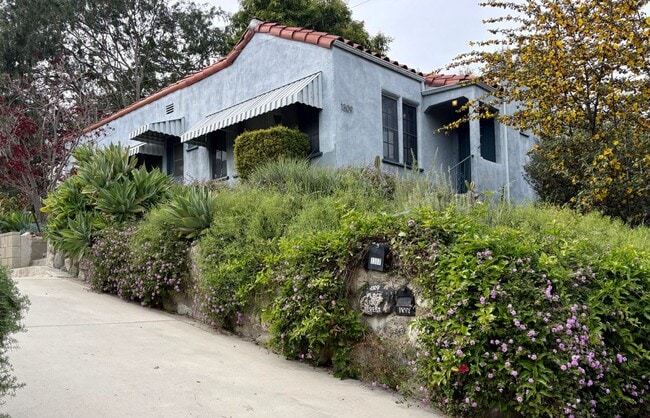 property at 1309 Montecito Dr