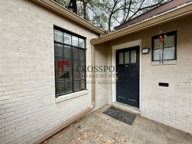 302 E Dodge St in Tyler, TX - Building Photo - Building Photo