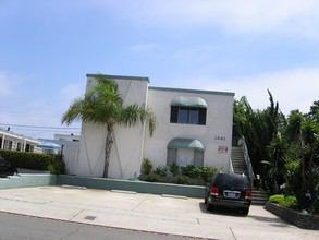 1541 Oliver Ave in San Diego, CA - Building Photo - Other