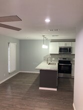 2109 Kerria Ave in McAllen, TX - Building Photo - Building Photo