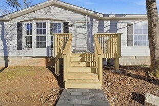 5320 Long Branch Rd in Dahlonega, GA - Building Photo