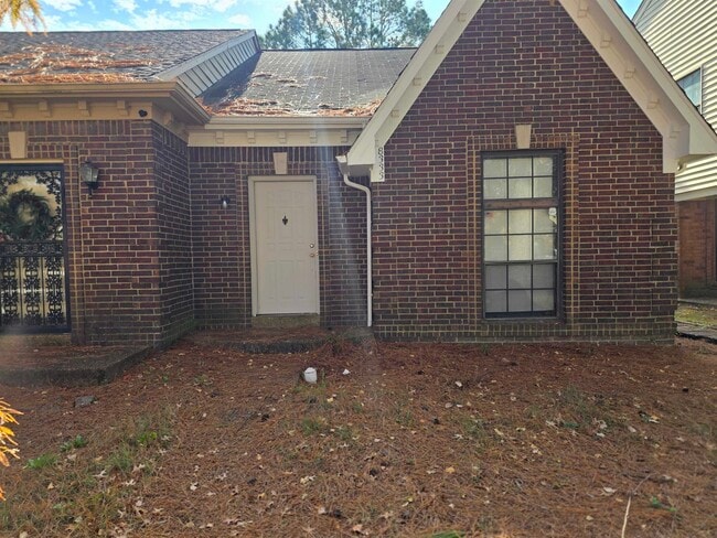 8333 Twin Rivers Dr in Memphis, TN - Building Photo - Building Photo