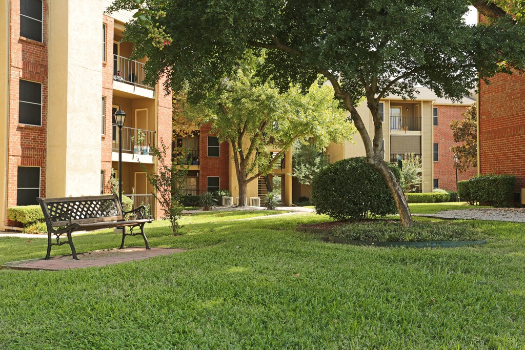 The Enclave Apartments in Lewisville, TX