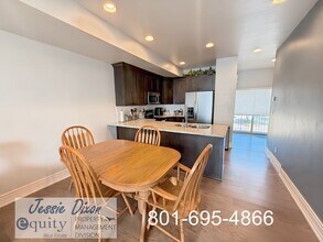 2522 W Knights Ln in Layton, UT - Building Photo - Building Photo