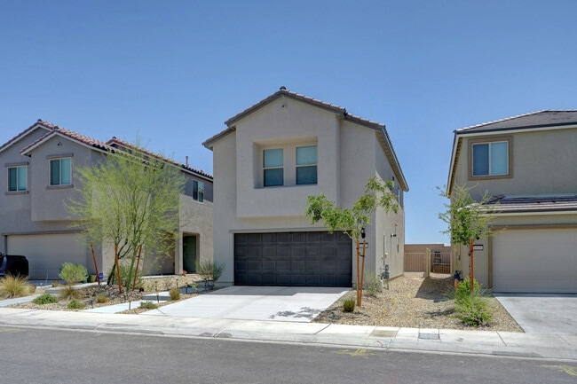 6844 Toros St in North Las Vegas, NV - Building Photo - Building Photo