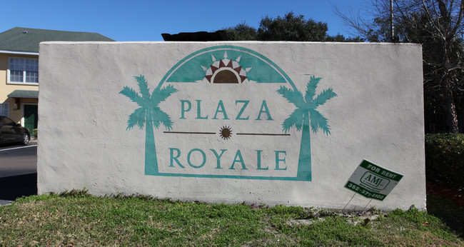 Plaza Royale in Gainesville, FL - Building Photo - Building Photo