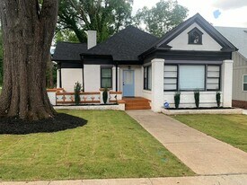 1369 Bryan Ave in East Point, GA - Building Photo