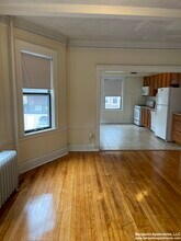 6 Hamilton Rd, Unit 1 in Brookline, MA - Building Photo - Building Photo