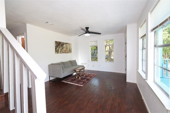 833 Old Ranch Rd 12 in San Marcos, TX - Building Photo - Building Photo