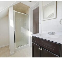 44 Oberlin St, Unit 3rd Floor in Maplewood, NJ - Foto de edificio - Building Photo