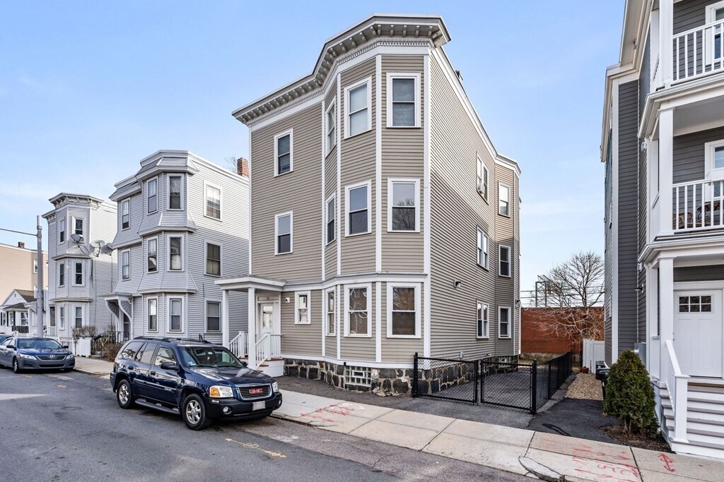 93 Sydney St in Boston, MA - Building Photo