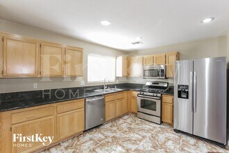 11035 Calder Ave in Las Vegas, NV - Foto de edificio - Building Photo