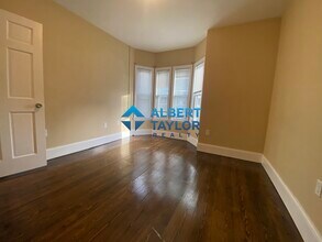 1568 Tremont St, Unit 1 in Boston, MA - Building Photo - Building Photo