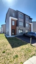 85 Colonial Cres in Halifax, NS - Building Photo
