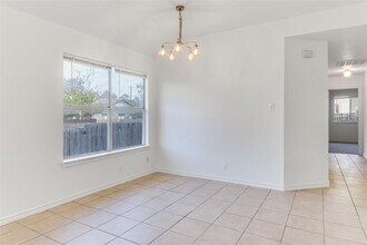 300 Tamara Dr in Georgetown, TX - Building Photo - Building Photo