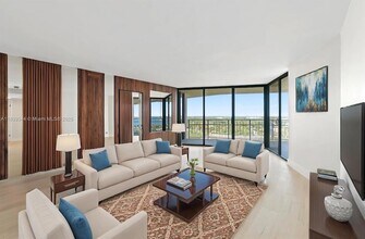 1000 Quayside Terrace, Unit 1909 in Miami, FL - Building Photo - Building Photo