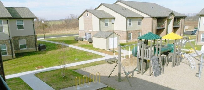 Ivy lane Apartments in Vincennes, IN - Building Photo - Building Photo