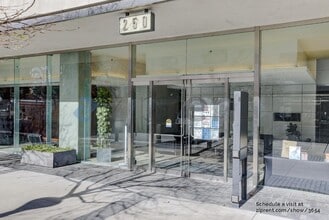 250 King St in San Francisco, CA - Building Photo - Building Photo