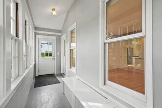 12 Moulton St in Newburyport, MA - Building Photo - Building Photo