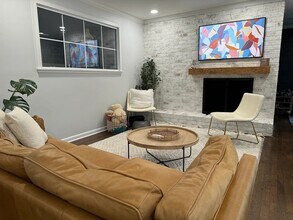 1300 Leclair St in Chapel Hill, NC - Building Photo - Building Photo