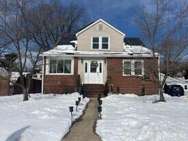 7 Bound Brook Ave in Piscataway, NJ - Building Photo