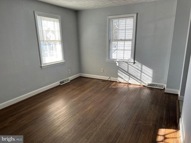 property at 303 3rd Ave SE