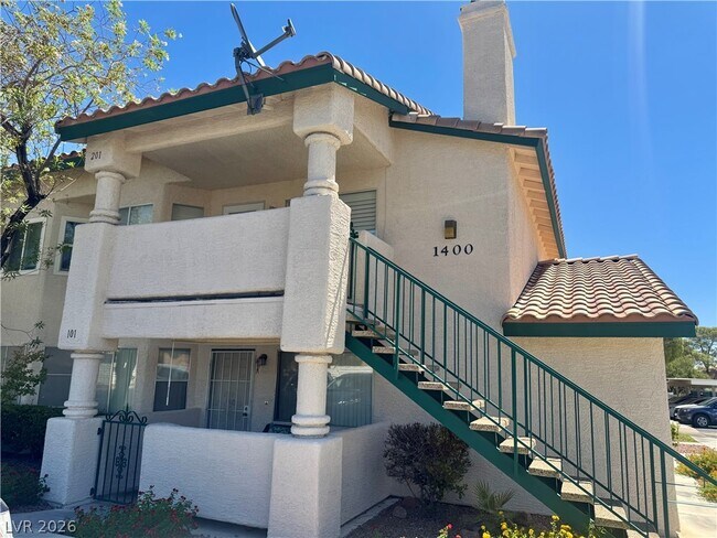 property at 1400 Oak Rock Dr