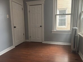 319 Irvine Turner Blvd in Newark, NJ - Building Photo - Building Photo