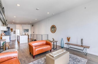 1625 N 7th St, Unit 3 in Philadelphia, PA - Foto de edificio - Building Photo