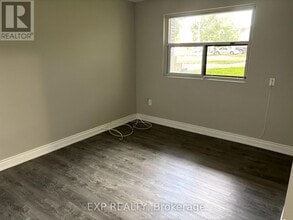 744 Lincoln St in Welland, ON - Building Photo - Building Photo