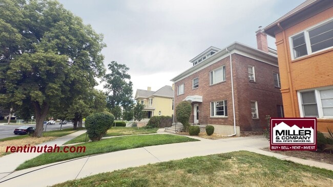 property at 813 E 100 S