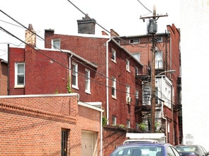 706 Park Ave in Baltimore, MD - Building Photo - Building Photo