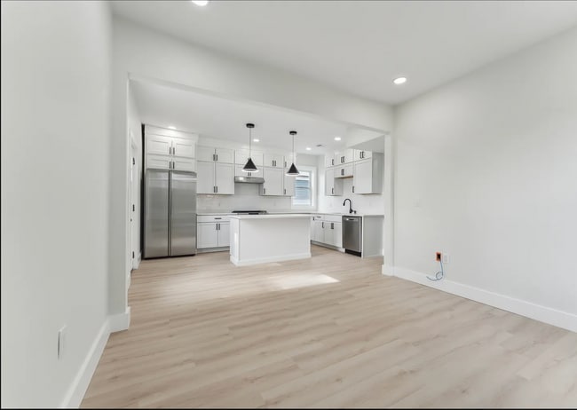 47 Brackett St, Unit #3