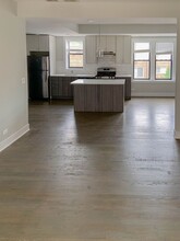 2620 N Rockwell St, Unit 2R in Chicago, IL - Building Photo - Building Photo