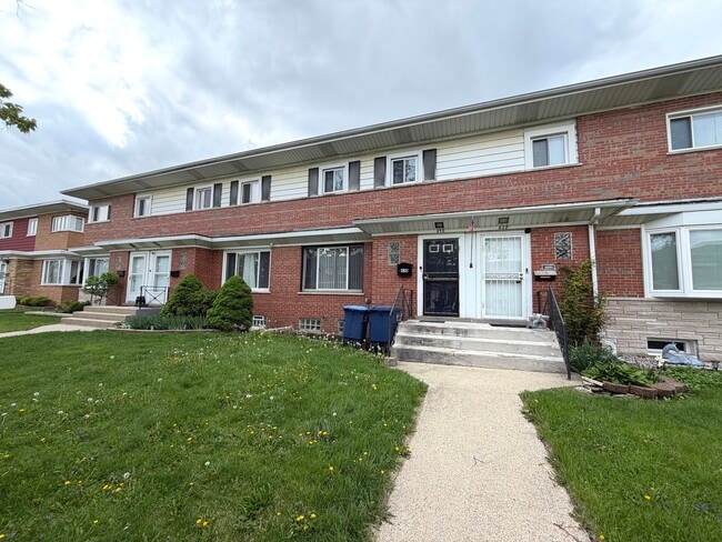 property at 430 Oak St